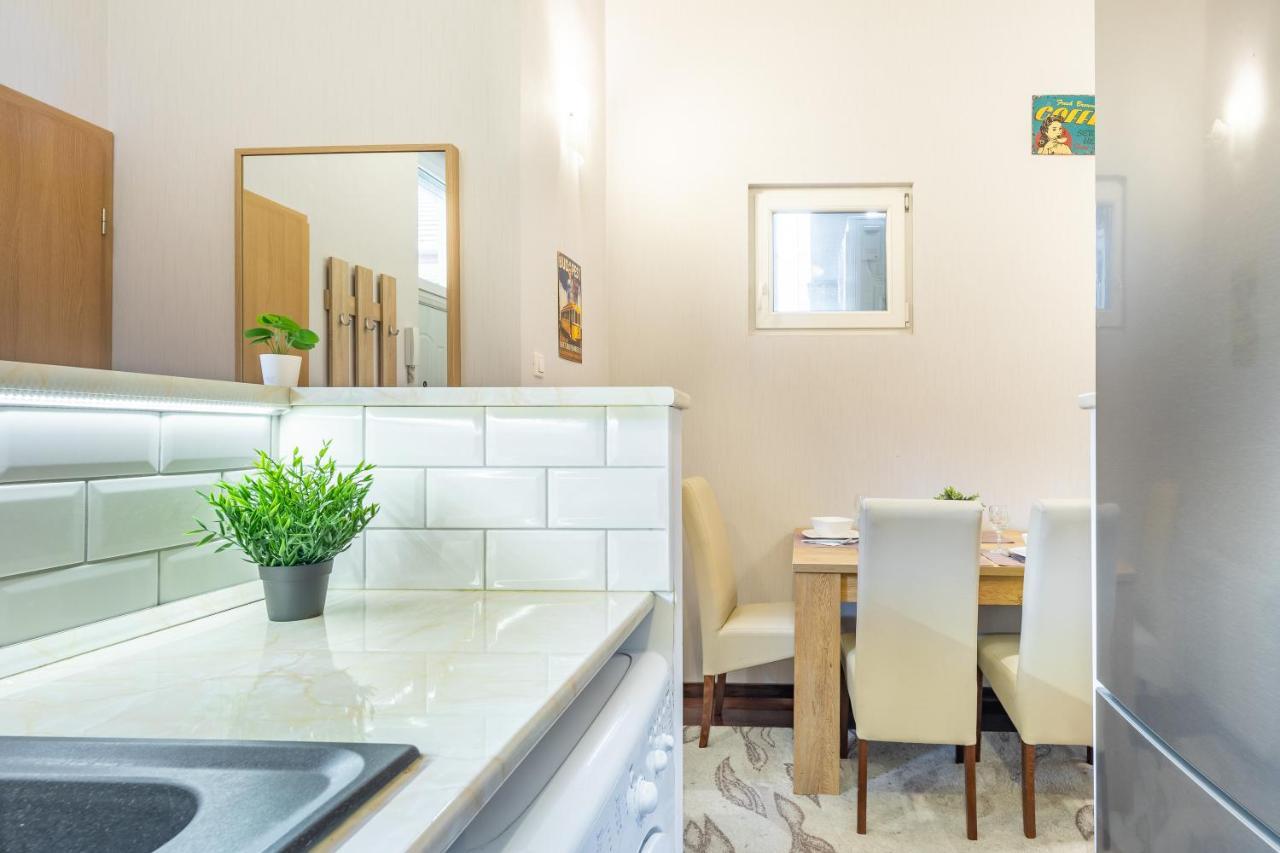 Basilica View Apartment Budapest Luaran gambar